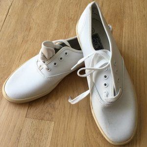 River Club  Cotton Upper Rubber Sole Sneaker